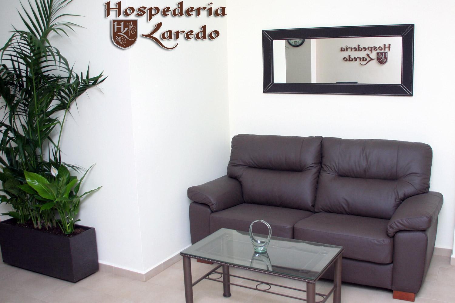 Hotel Hospederia Laredo La Carlota Exterior foto