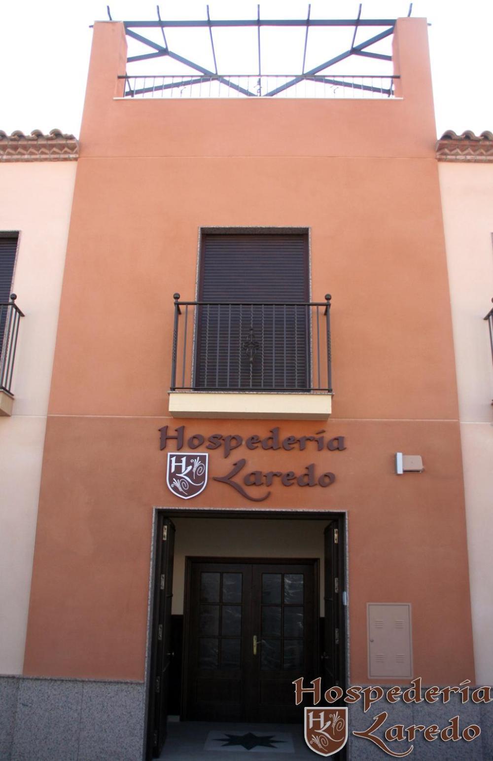 Hotel Hospederia Laredo La Carlota Exterior foto