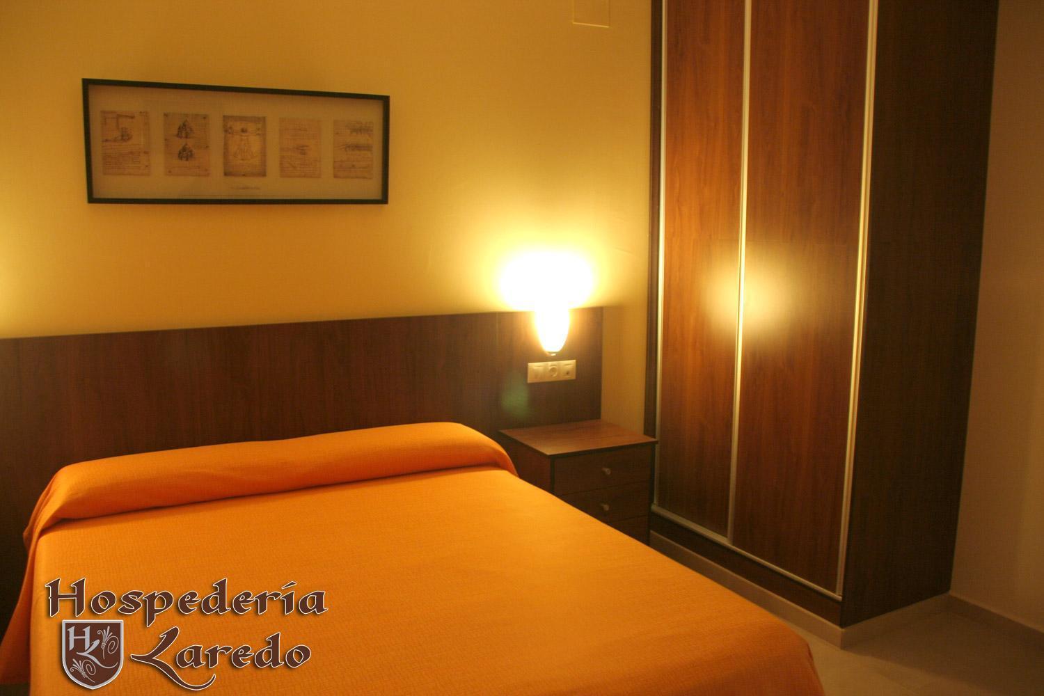 Hotel Hospederia Laredo La Carlota Exterior foto